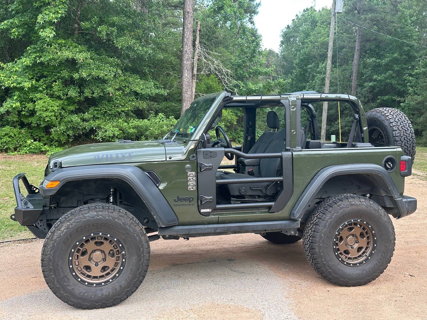 Jeep Wrangler JL Tops off 2 door pics! topless 2door