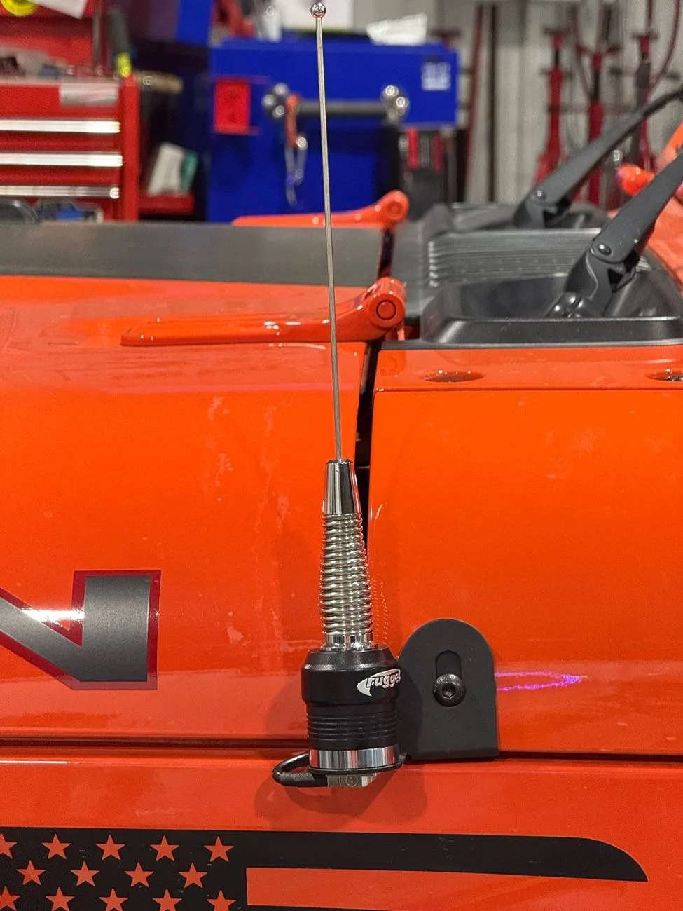 Jeep Wrangler JL GMRS antenna mounting IMG_2989