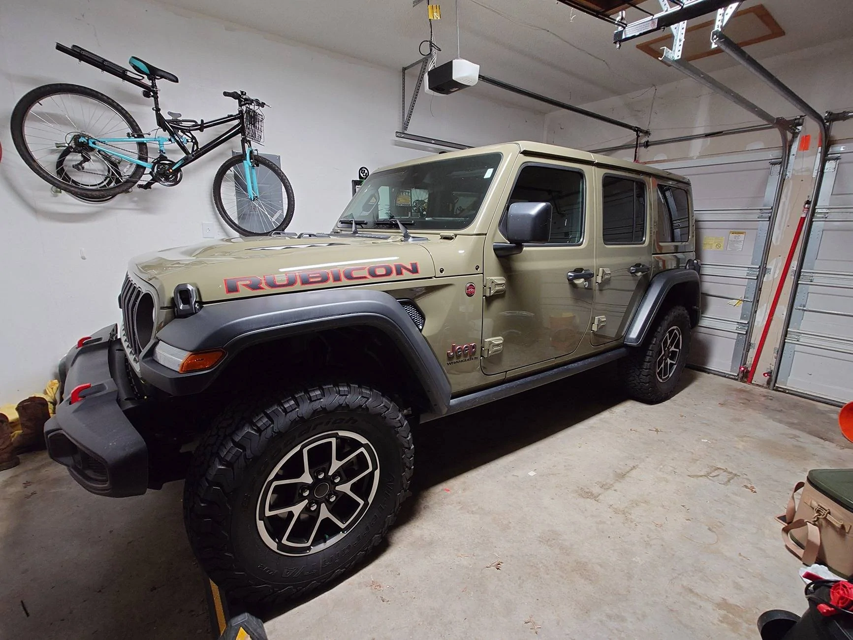 Jeep Wrangler JL Aonarch's 2025 JLUR '41 Build 20250507_221144654