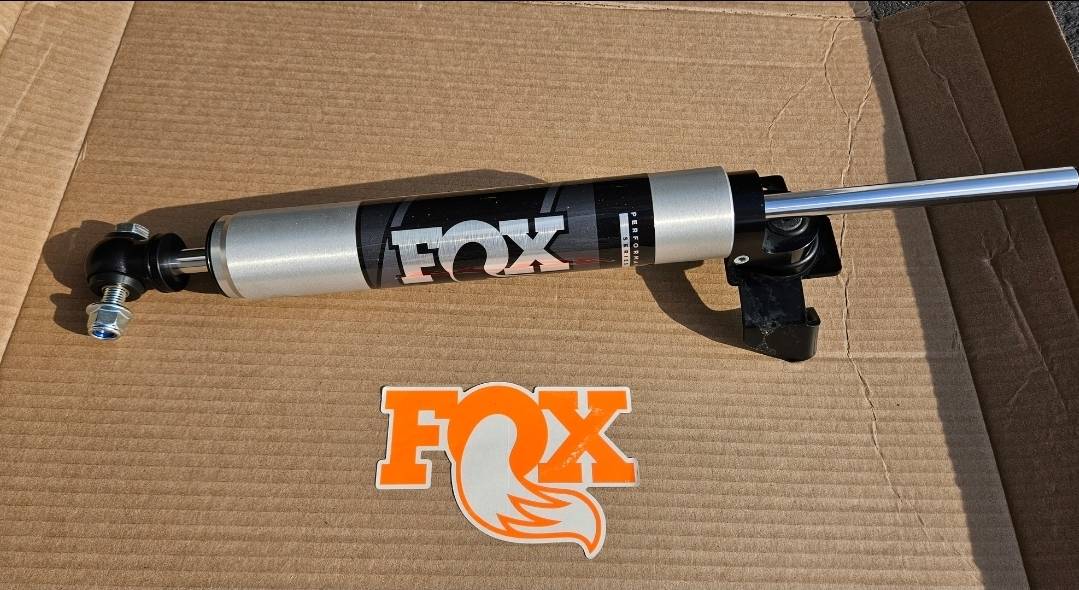 Jeep Wrangler JL Fox Performance 2.0 Through Shaft Stabilizer Screenshot_20250517_222246_Gallery
