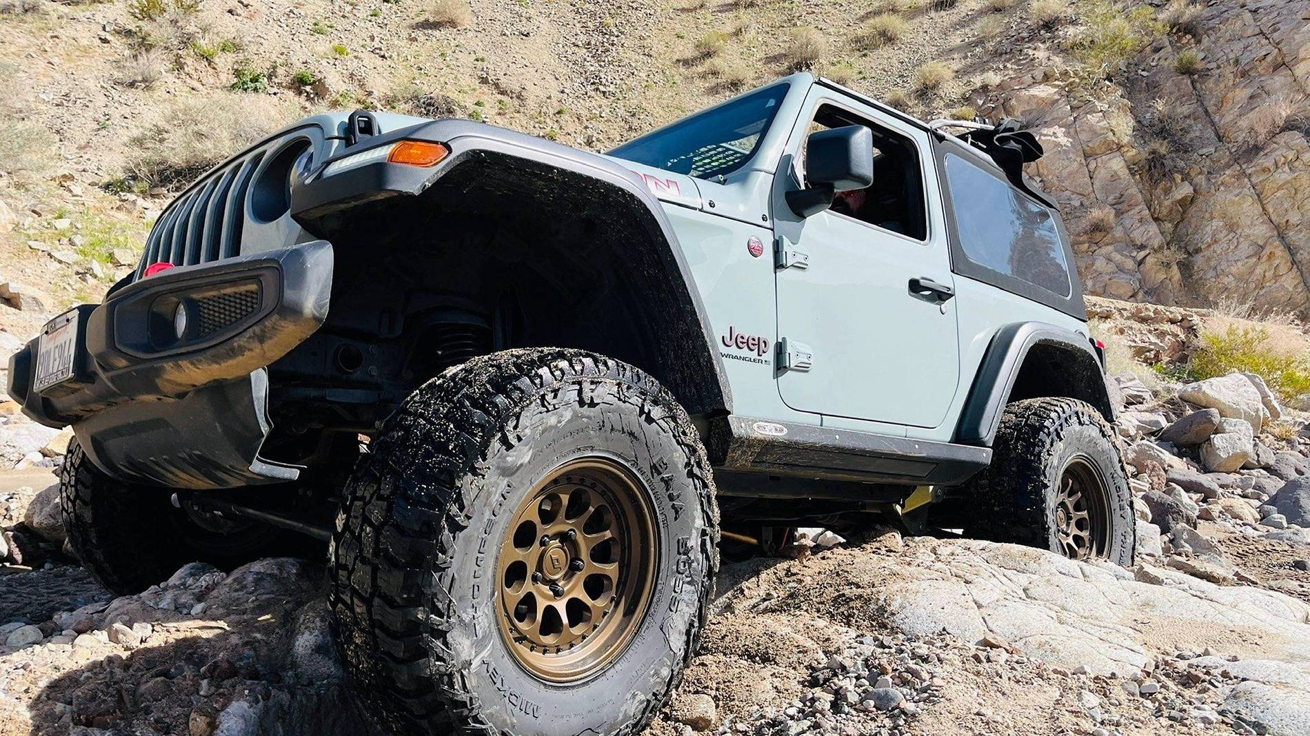Jeep Wrangler JL 35s or 37s 1000006068
