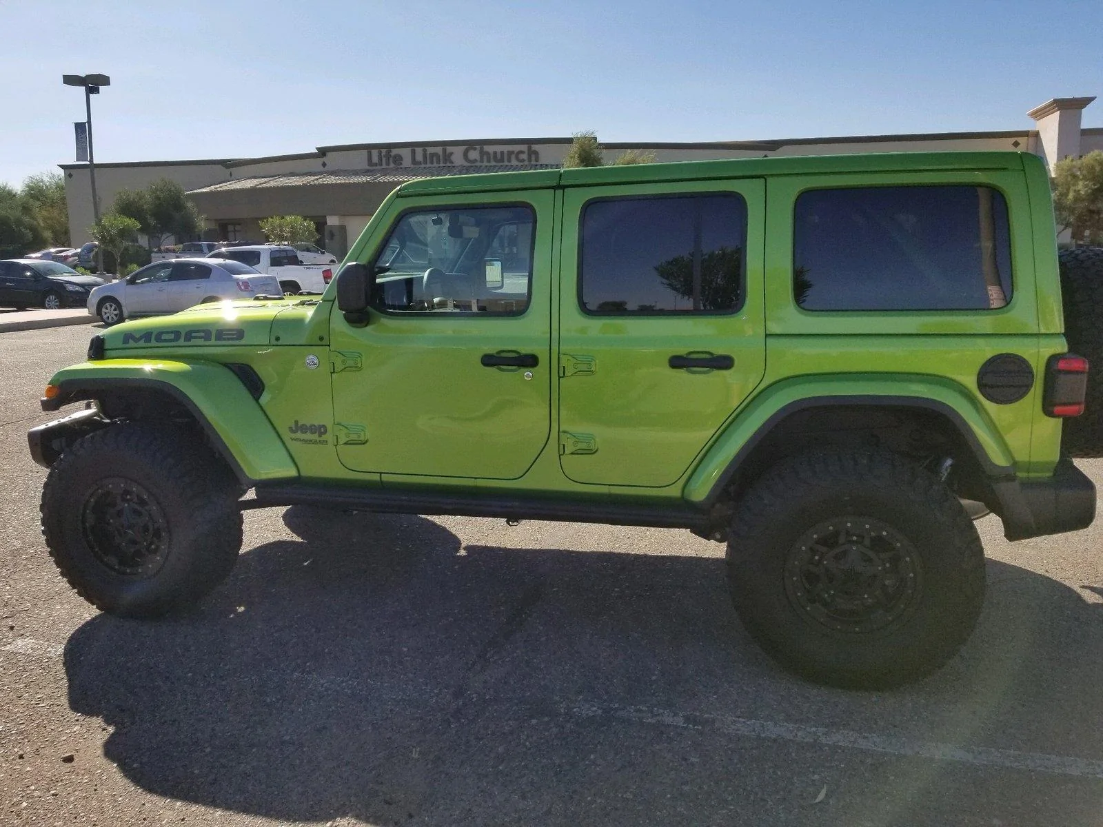 Jeep Wrangler JL 2018 Jeep Wrangler JL Moab Edition - Official Specs and Pricing! 20181017_093539
