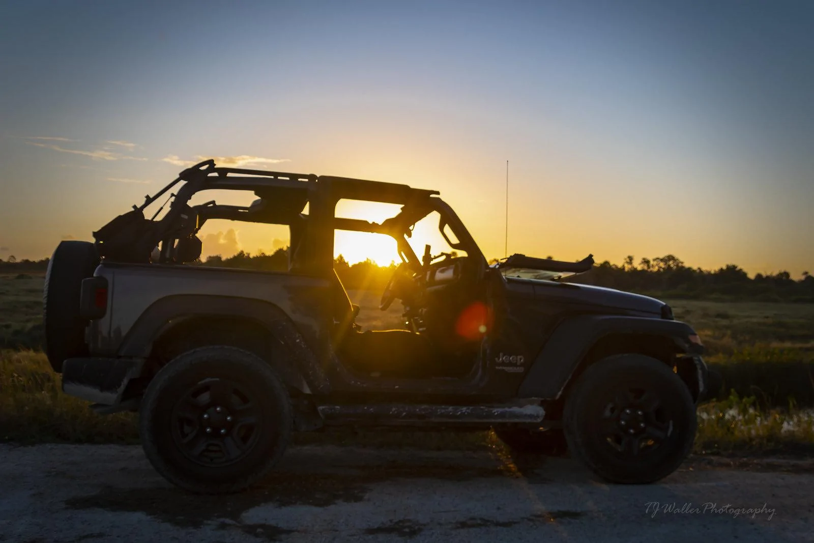 Sunkissed Jeep JL (5585D500).webp