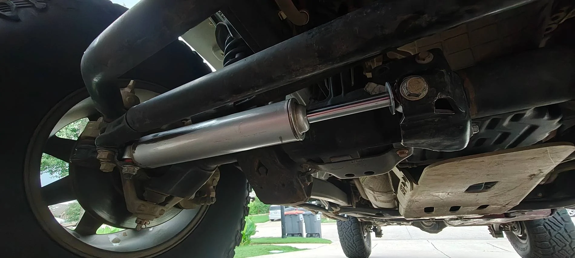 Jeep Wrangler JL DO I NEED A STEERING STABILIZER? 1000011583