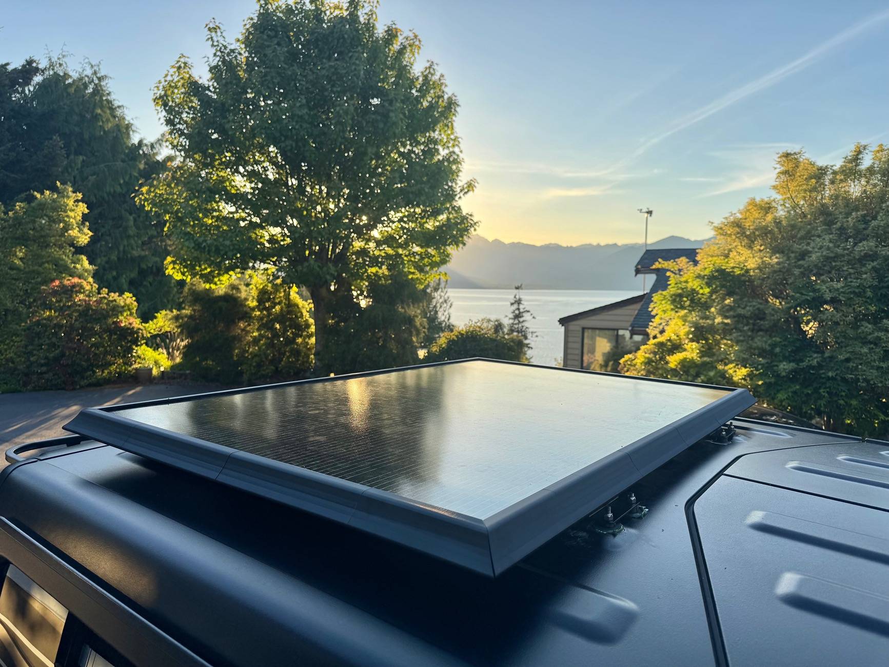 Jeep Wrangler JL Hood Solar Panel Installed IMG_2551