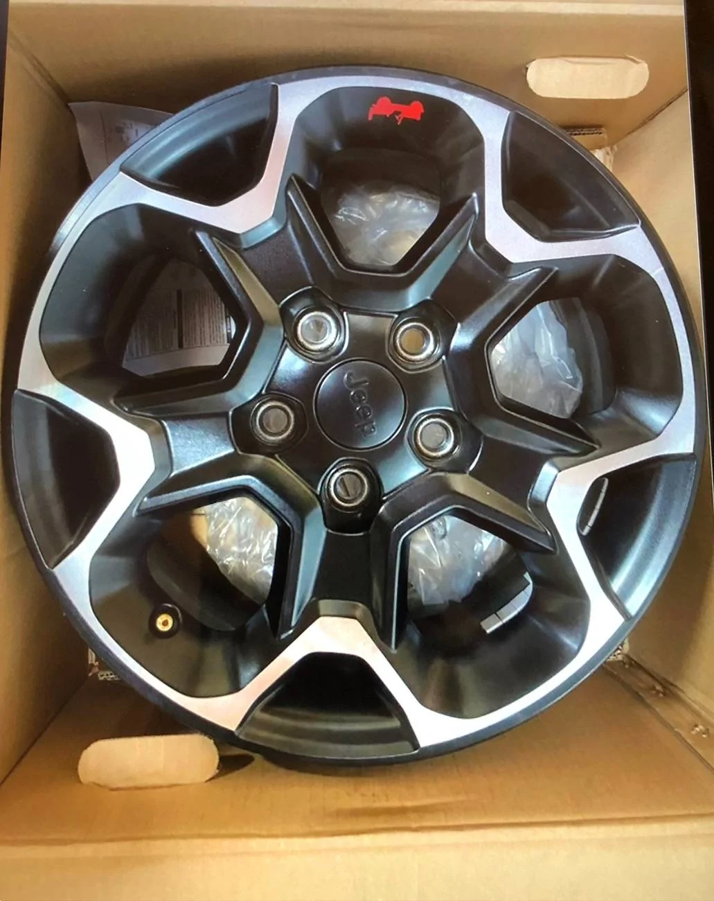Jeep Wrangler JL wrangler rubicon 4xe wheels IMG_0733