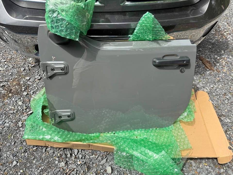 Jeep Wrangler JL What color is this?? 3FA705CD-E0C8-45CE-9206-7216D02A0207