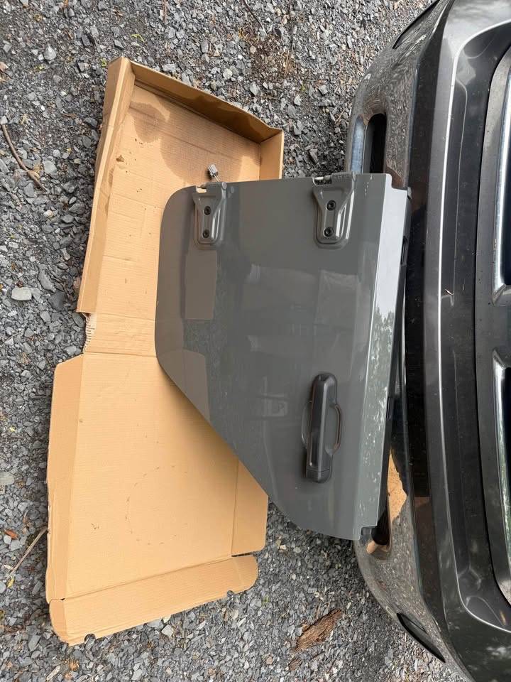 Jeep Wrangler JL What color is this?? 2F526236-5A85-4E45-BF02-6101AB5529A1