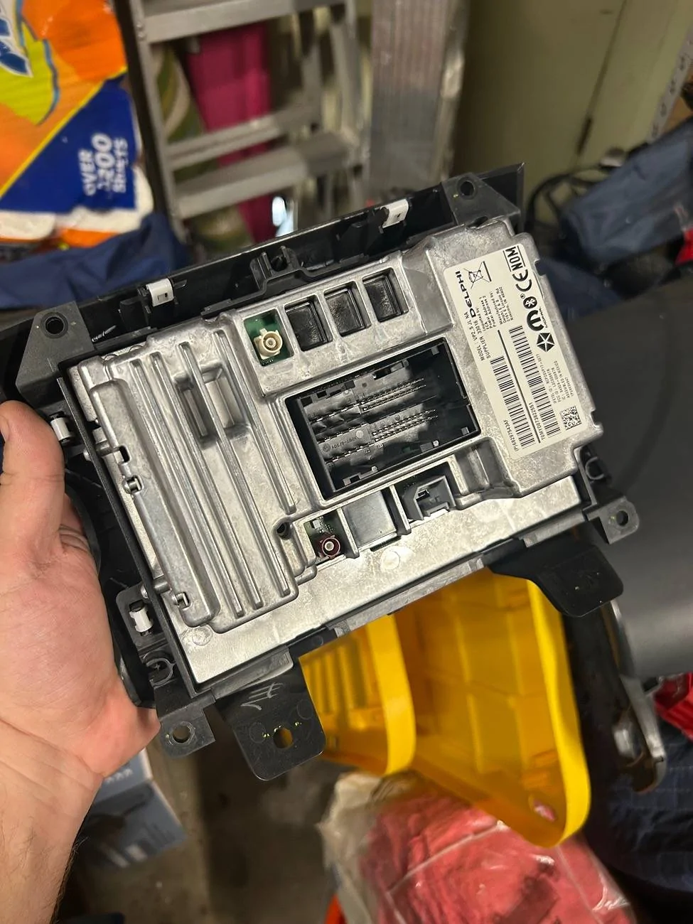 Jeep Wrangler JL NO audio after aftermarket amp install error IMG_9398