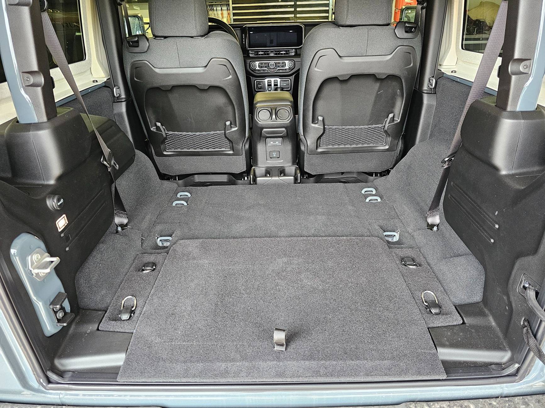 Jeep Wrangler JL 3TV's 2-Door Toad Build Toad's Rear Deck