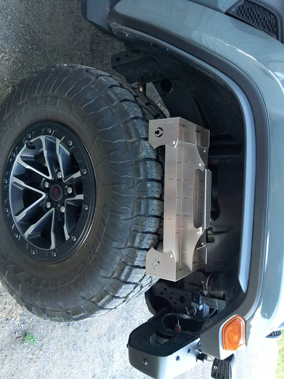 Jeep Wrangler JL Artec Tire Tool Tray KIMG5009.JPG