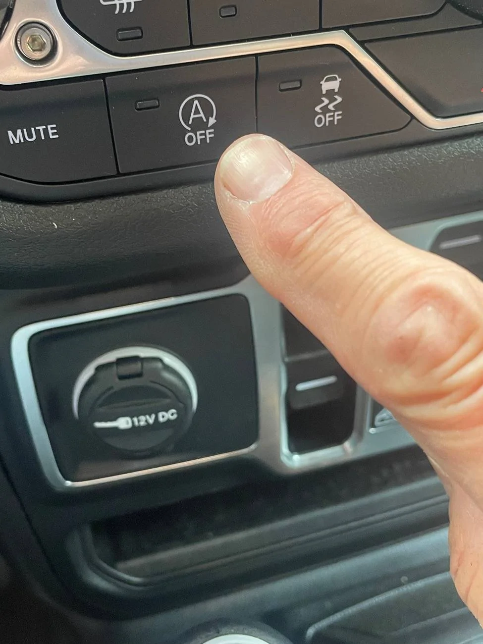 Jeep Wrangler JL Eliminating START/STOP IMG_0983