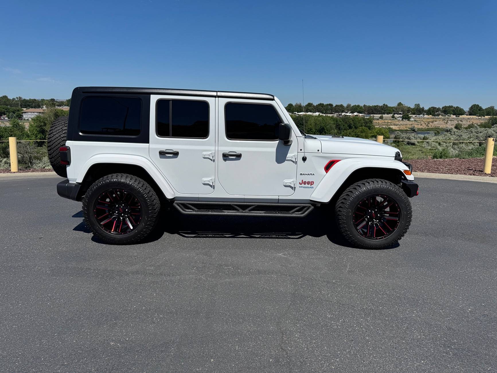 Jeep Wrangler JL 4xe which lift? IMG_5371