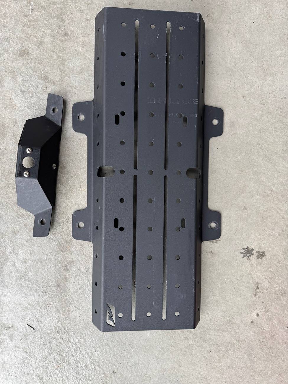 Jeep Wrangler JL Motobilt JL tailgate multi-mount w/camera IMG_1393