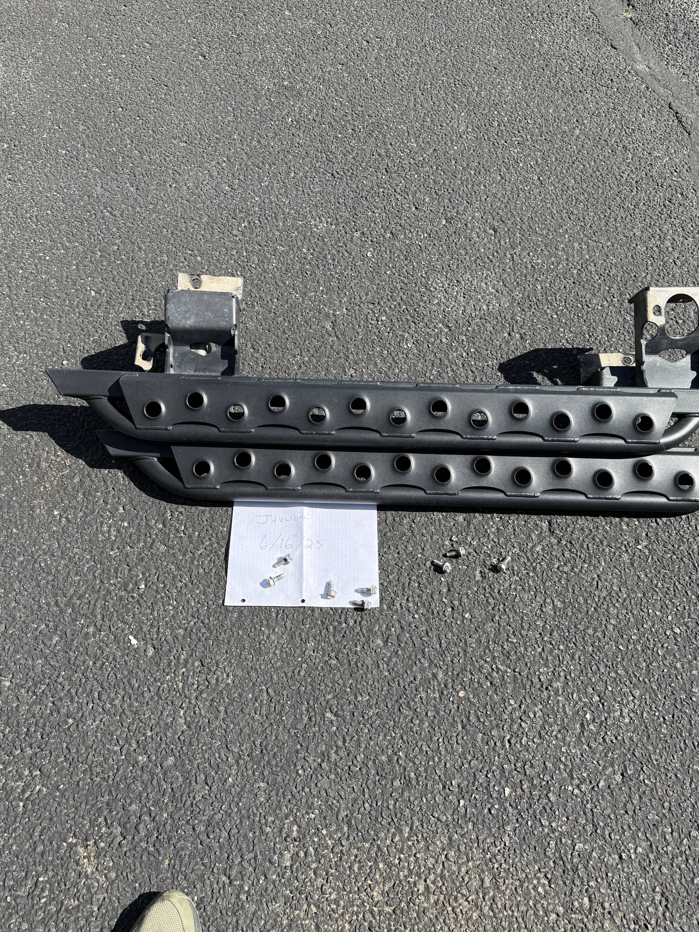 Jeep Wrangler JL TNT 2 door rock sliders/steps IMG_4054