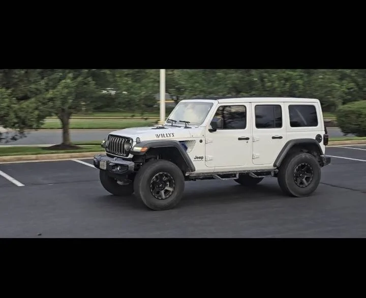 Jeep Wrangler JL Installed 392 final edition suspension 1000016674