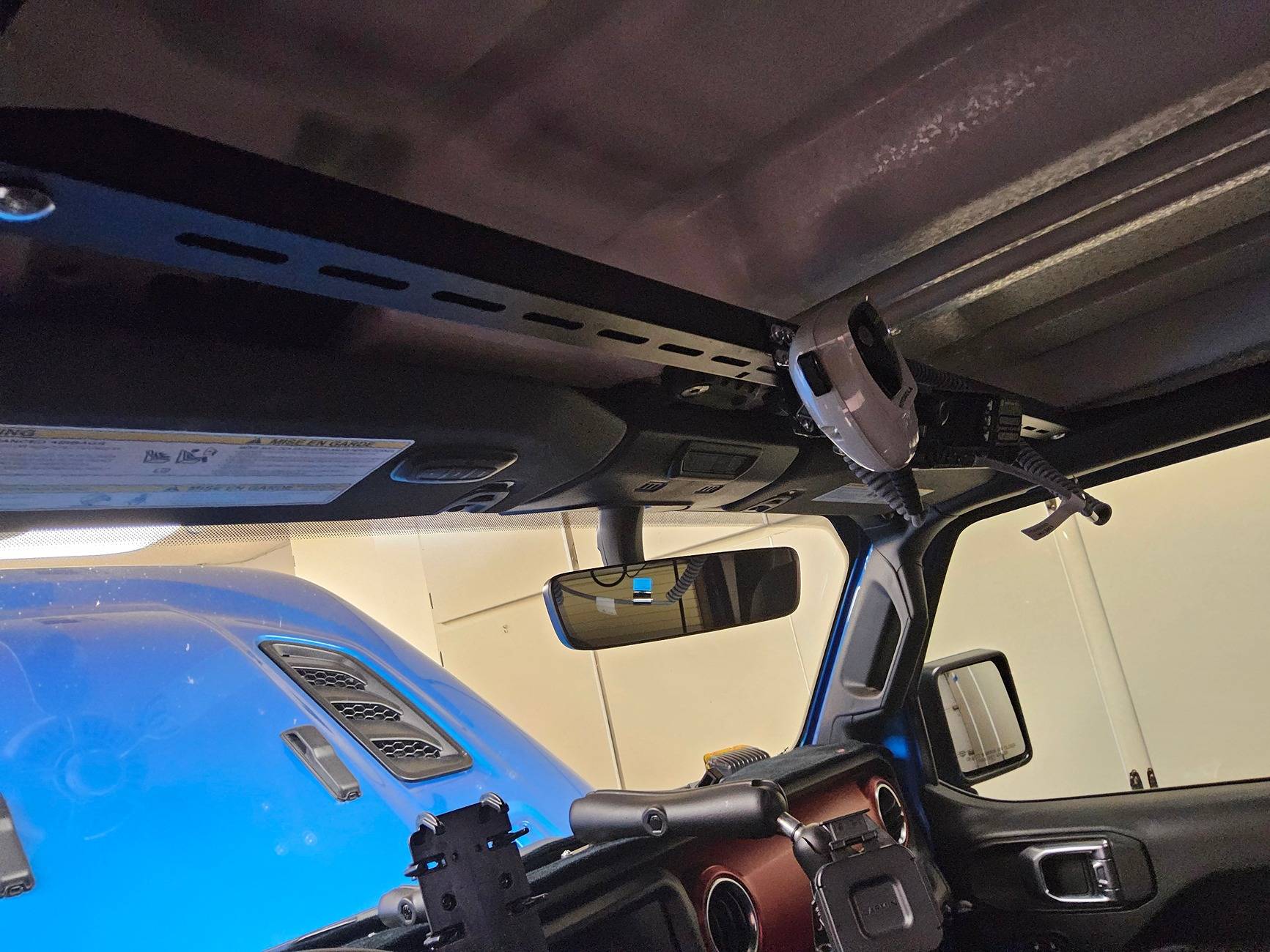 Jeep Wrangler JL Jl Rubicon cb Install 20250524_063313