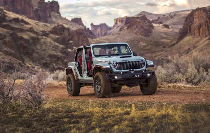 Official: 2024 Jeep Wrangler Facelift Refresh Gets Major Updates & Upgrades!