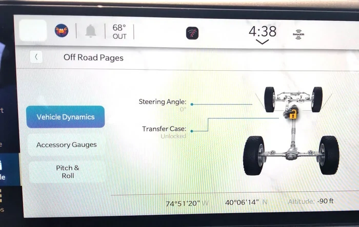Here are the Offroad Pages in 2024 Wrangler Sport's Screen / Center Display