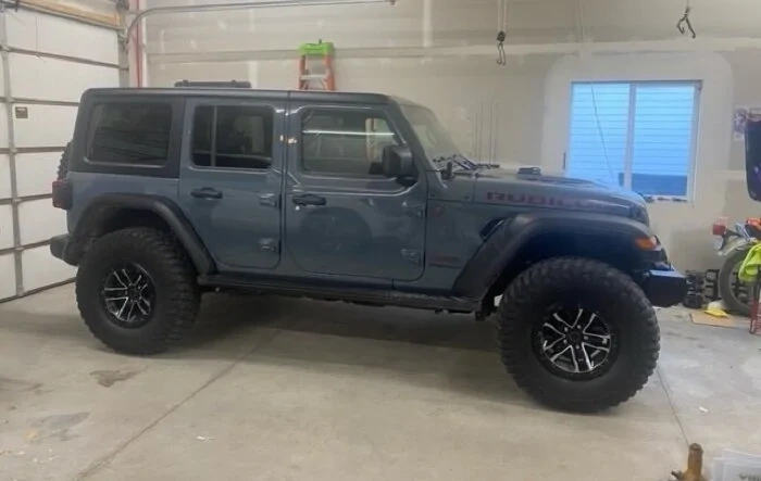 37s installed on Extreme Recon Package --photos & measurements