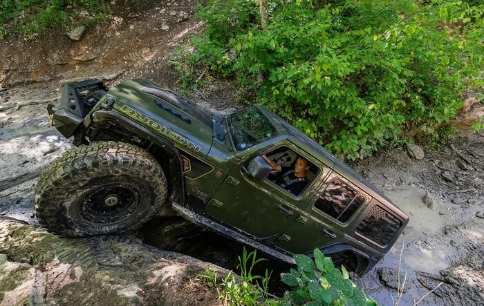 HAPPY ? DAY  !!! Let's see those flexin' photos