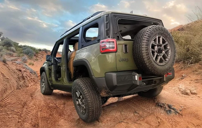 Jeep Recon to come with gas engine! (2.0 Turbo Hurricane likely)