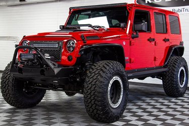 Jeep Wrangler JL Backspace or Offset of Rubicon Wheels? 2017-custom-jeep-wrangler-rubicon-recon-red-driver-front