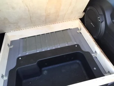 Jeep Wrangler JL Hidden floor storage write-up IMG_5112