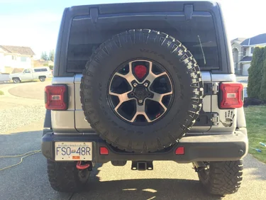 Jeep Wrangler JL Relocated CHMSL (3rd center brake light) IMG_5198