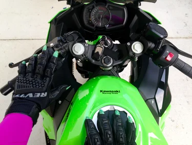 gloves-bike1.webp
