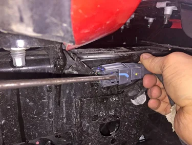 Jeep Wrangler JL WARN JL Rubicon Winch Mount Plate and Zeon 10-S Install Wiring-Plug