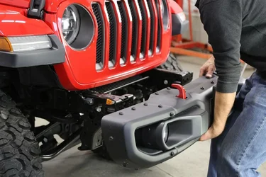 Jeep Wrangler JL WARN JL Rubicon Winch Mount Plate and Zeon 10-S Install Remove-Bumper