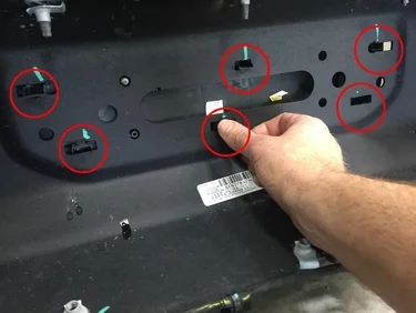 Jeep Wrangler JL WARN JL Rubicon Winch Mount Plate and Zeon 10-S Install Lisc-Plate-Cover