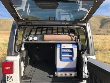 Jeep Wrangler JL Vector Offroad 2018 JLU Bright White Build JL FRIDGE
