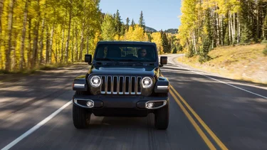 Jeep Wrangler JL Official: 2018 Jeep Wrangler JL Specs, Info, Wallpapers... jp018-023wrii5p5arg2nc281gl9f574r4p9h-2