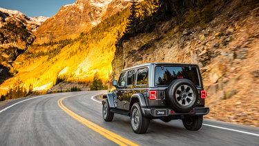 Jeep Wrangler JL Official: 2018 Jeep Wrangler JL Specs, Info, Wallpapers... jp018-030wrb05neqn0vnhgjccu9qbsguac44-2