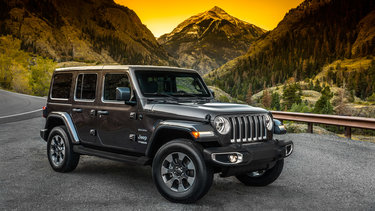 Jeep Wrangler JL Official: 2018 Jeep Wrangler JL Specs, Info, Wallpapers... jp018-044wrqqj86n8hoeeisltu5umadr1489-2