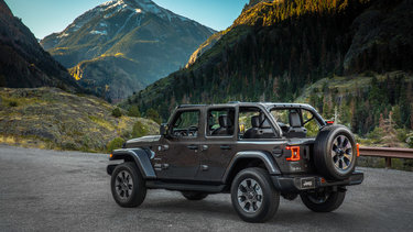 Jeep Wrangler JL Official: 2018 Jeep Wrangler JL Specs, Info, Wallpapers... jp018-047wr336kl9pideuqrlqg5sa3hviine-2