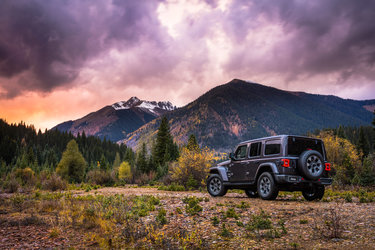 Jeep Wrangler JL Official: 2018 Jeep Wrangler JL Specs, Info, Wallpapers... jp018-054wrpd8im67mkjubeglg9oiakf9uft-1