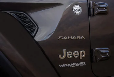 Jeep Wrangler JL Official: 2018 Jeep Wrangler JL Specs, Info, Wallpapers... jp018-088wrqk2ejnsq8t73saltlm681sa0an-1