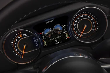 Jeep Wrangler JL Official: 2018 Jeep Wrangler JL Specs, Info, Wallpapers... jp018-247wre9ct2frfuuir4pphi3bfn1ujh4-1