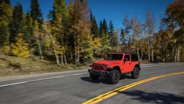 Jeep Wrangler JL Official: 2018 Jeep Wrangler JL Specs, Info, Wallpapers... 2018-jeep-wrangler-rubicon-02-1