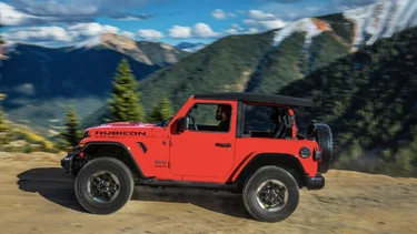 Jeep Wrangler JL Official: 2018 Jeep Wrangler JL Specs, Info, Wallpapers... 2018-jeep-wrangler-rubicon-14-1