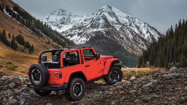 Jeep Wrangler JL Official: 2018 Jeep Wrangler JL Specs, Info, Wallpapers... 2018-jeep-wrangler-rubicon-30-1