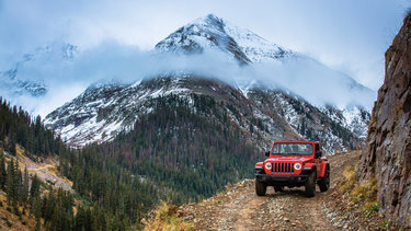Jeep Wrangler JL Official: 2018 Jeep Wrangler JL Specs, Info, Wallpapers... 2018-jeep-wrangler-rubicon-31-1