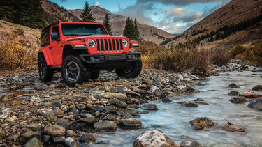Jeep Wrangler JL Official: 2018 Jeep Wrangler JL Specs, Info, Wallpapers... 2018-jeep-wrangler-rubicon-32-1