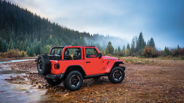 Jeep Wrangler JL Official: 2018 Jeep Wrangler JL Specs, Info, Wallpapers... 2018-jeep-wrangler-rubicon-46-1