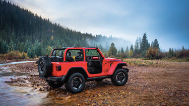 Jeep Wrangler JL Official: 2018 Jeep Wrangler JL Specs, Info, Wallpapers... 2018-jeep-wrangler-rubicon-47-1