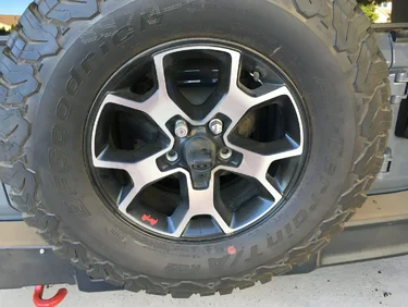 Jeep Wrangler JL FS:  New Rubicon Wheels IMG_4366