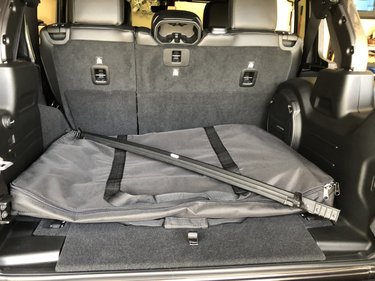Jeep Wrangler JL Soft top window storage IMG_0234 2